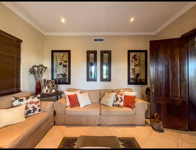 3 BEDROOM FREESTANDING FOR SALE IN ZIMBALI ESTATE